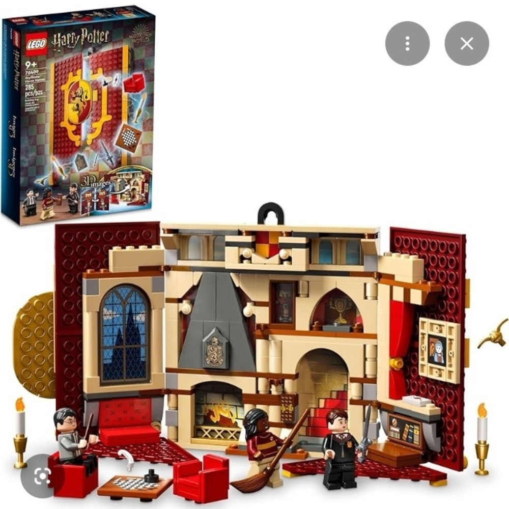 LEGO Hogwarts Magical Classroom Set - Red, Tan, Black
